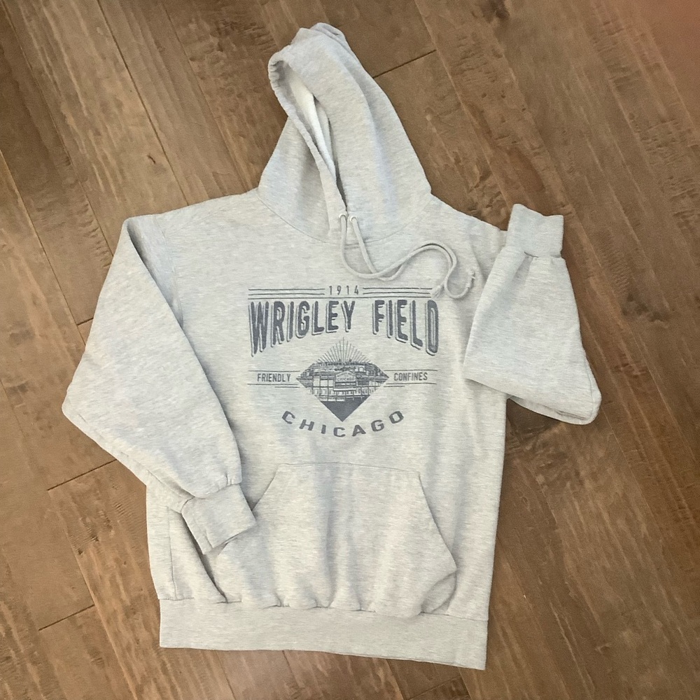 Wrigley Field MV Sport Gray and Navy Hooded Sweatshirt, M